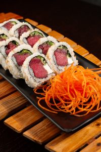 Tuna roll 10 piezas